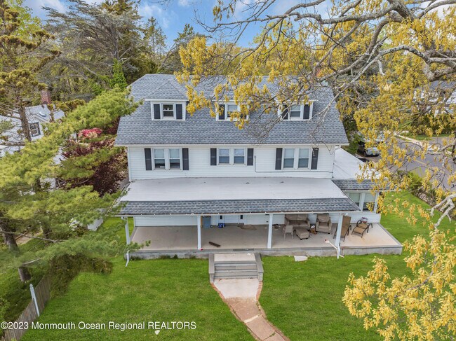 Photo - 309 Cedar Ave