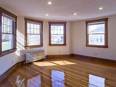 Photo - 23 Wellington St Unit 2