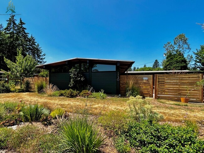 Photo - 1730 NW 27th St