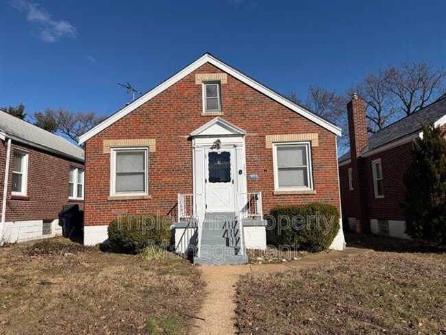 Building Photo - 3915 Itaska St