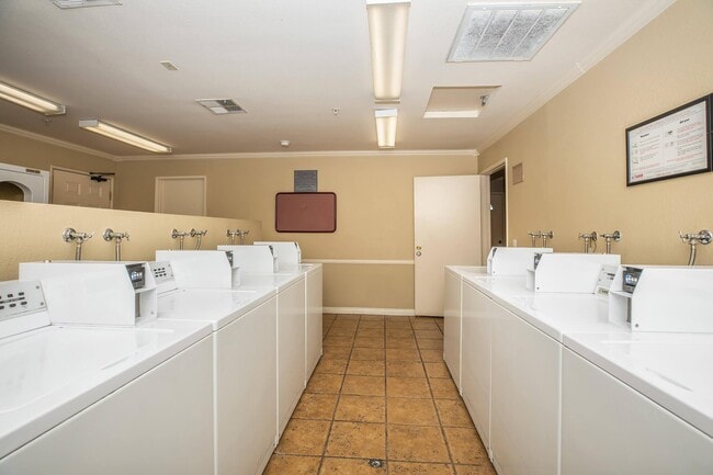 ON-SITE LAUNDRY FACILITY