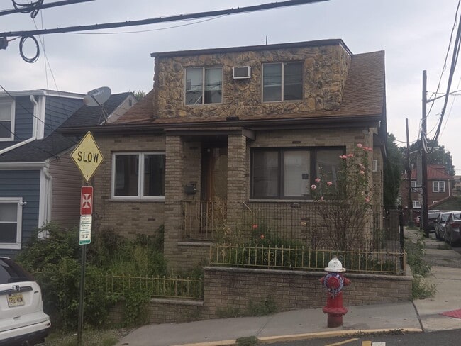 Building Photo - 1200 86th St