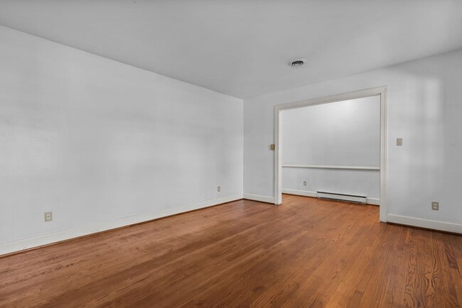 Photo - 3225 Weiss Ln