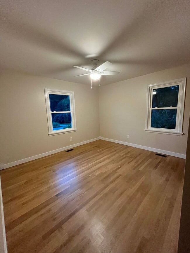 Photo - 4121 Foxglove Rd