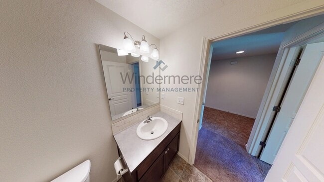 Photo - 1171 S W Virginia St