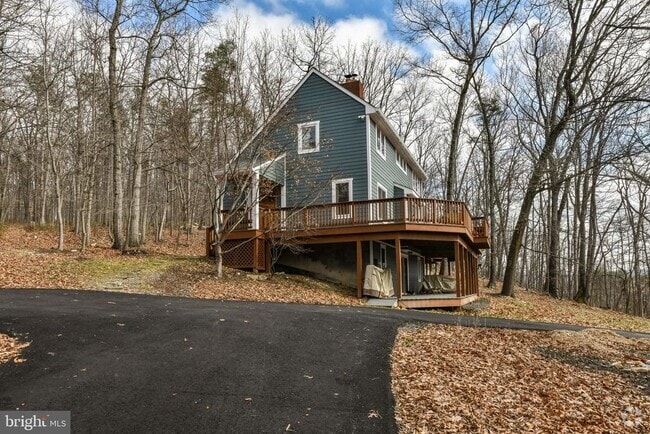 Building Photo - 34942 Charles Town Pike Rental