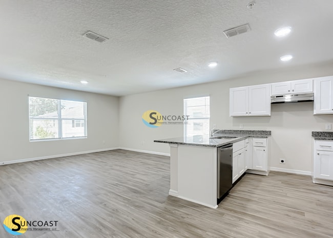 Building Photo - 11485 Oakfield Ct