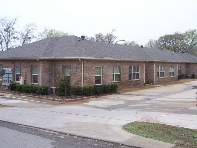 Building Photo - 228S.LINE103 Unit 1 Rental
