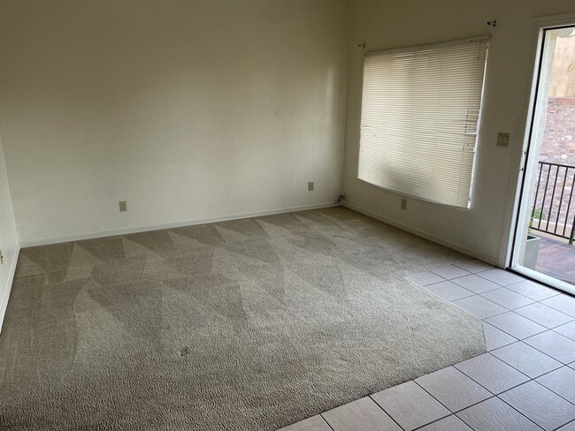 Photo - 2536 N Corinthian Garden Dr Unit 3