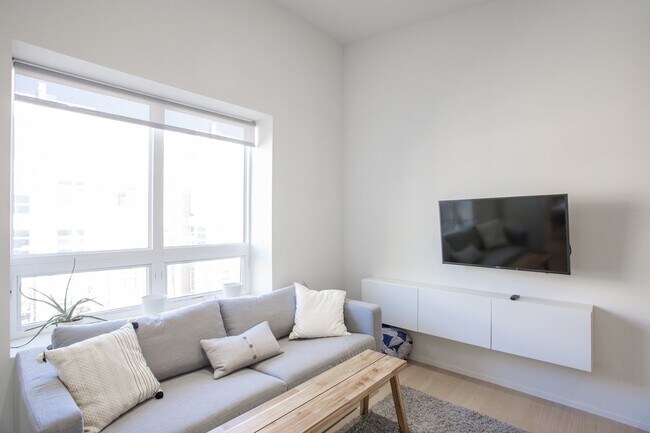 Photo - 2 Bed/2 Bath  Modern Condo in the Heart of Adams Morgan