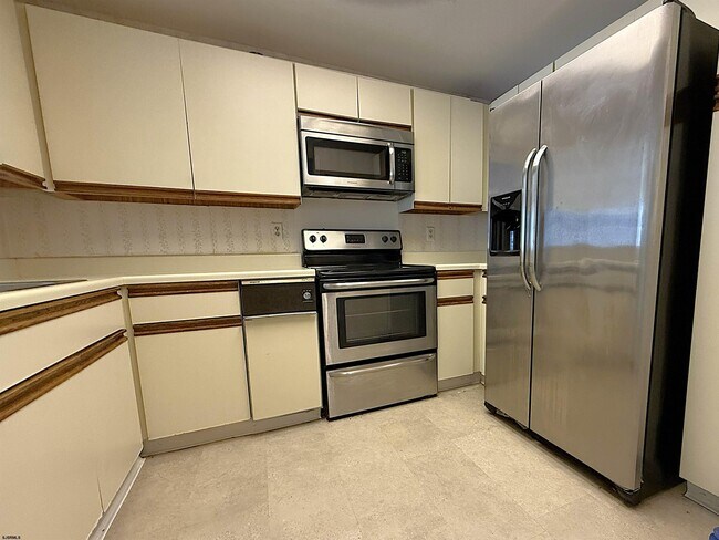 Photo - 3101 Boardwalk Unidad 1402A-1