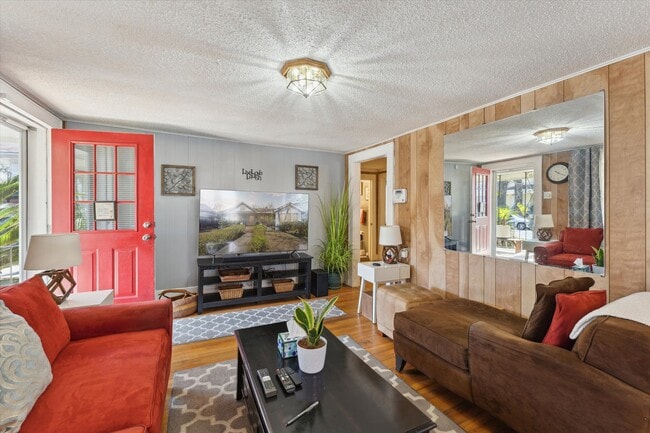 Photo - 742 E Park Ave