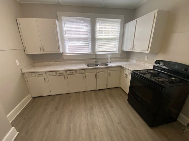 Photo - 620 3rd St SW (DUPLEX) Unidad B