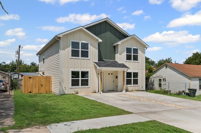 Photo - Legacy Homes – Brand New Texas Townhome for Rent!