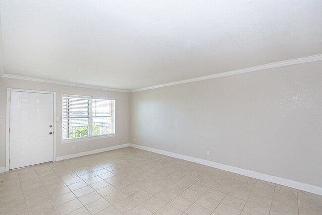 Photo - 3535 E NASA Pkwy Unit 105