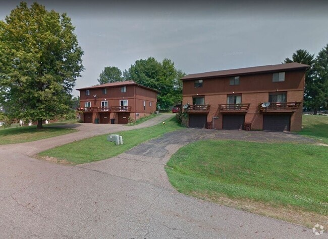Building Photo - 7465 Seymour St NW Unit 7465 Rental