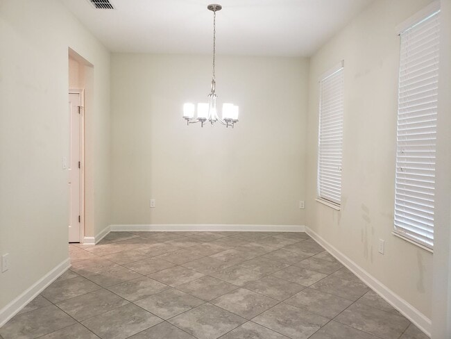 11113 Sycamore Woods Dr