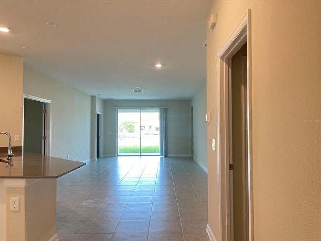 Photo - Sawgrass Bay 4 Bedrooms 3 Bathrooms for rent