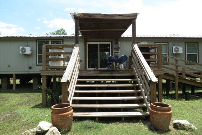 Photo - 177 White Oak Dr