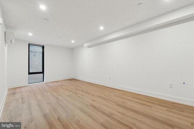 Building Photo - 808 N 3rd St Unit 6