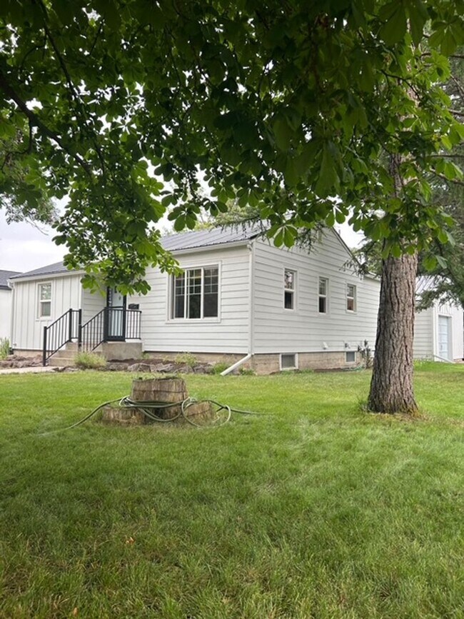 Photo - Charming 3 Bedroom, 2 Bath House on the East Side of Kalispell