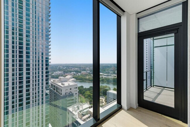 Photo - 610 Davis St Unit 2803