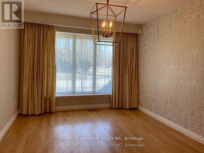 Photo - 211 Chebucto Dr