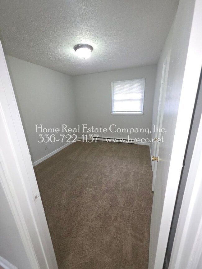 Photo - 144 Endsley Ave