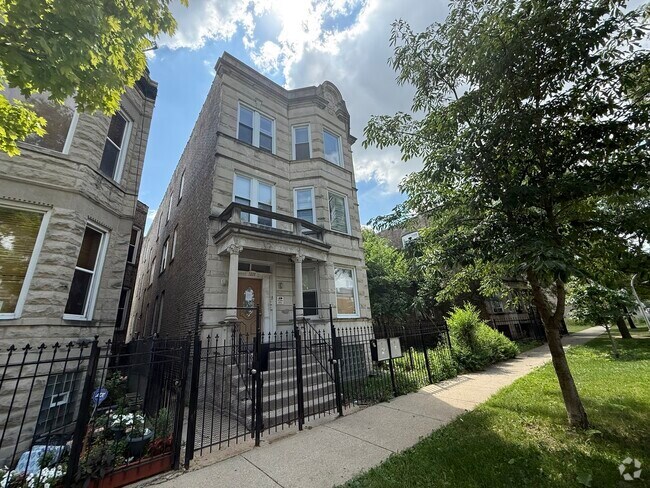 Building Photo - 1239 S Spaulding Ave Unit 2RE Rental