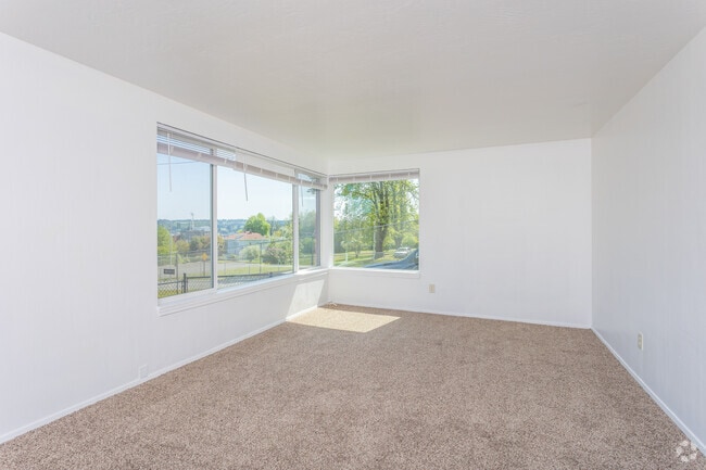 2BR, 1BA - 700SF - Living Room