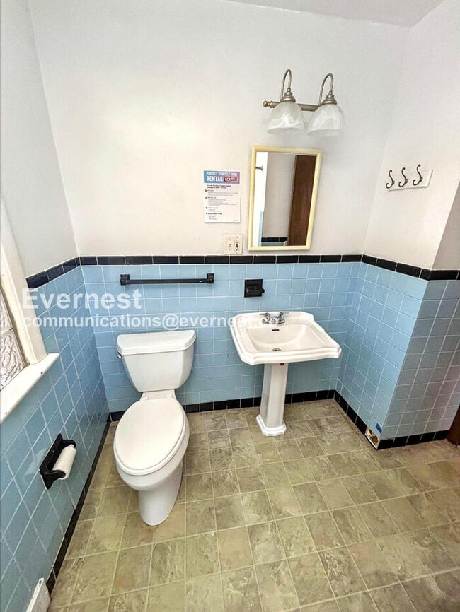 Photo - 30034 Oakdale Rd