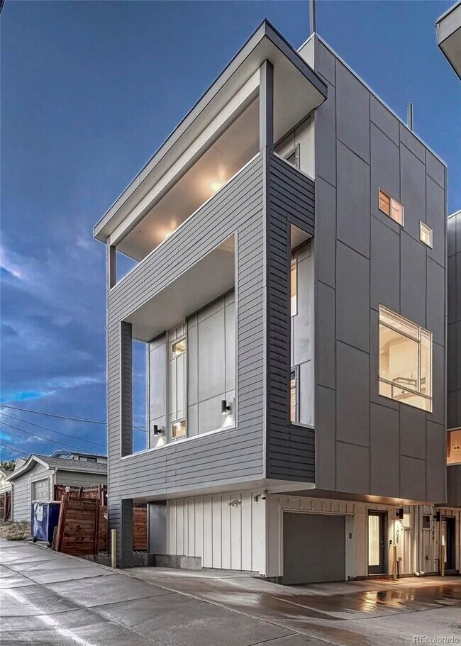 Photo - 1245 Utica St Townhome