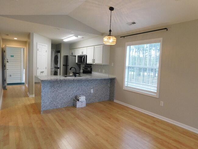 Photo - 517 White River Dr