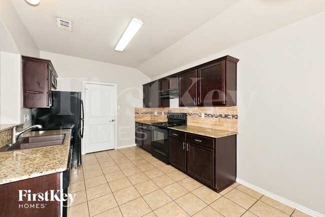 6743 Ohana Pl