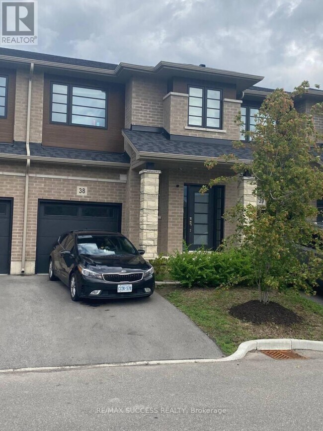Photo - 520 Grey St