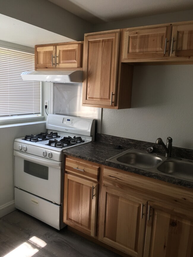 Photo - 13120 Grove Pl