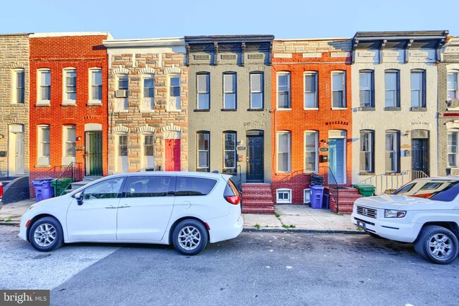 Building Photo - 1127 Sargeant St