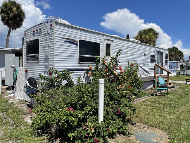 Building Photo - 5250 N US Hwy 441 Rental