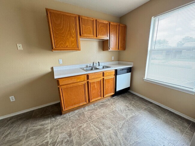 Photo - 1601 Cedarhill Dr Unidad # D