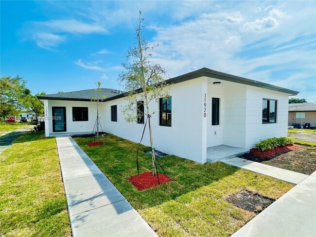 Building Photo - 11920 SW 212th St Unit 11920