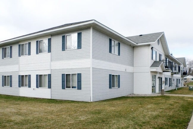 GRAY GABLES OF ALBERT LEA