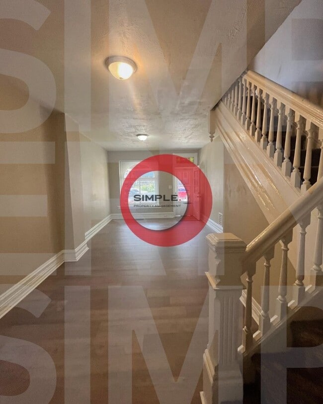 Photo - Great space & Location!
