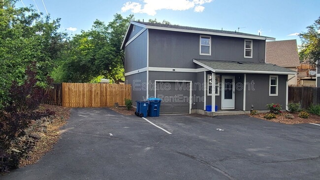 Photo - 2141 SW Quartz Ave