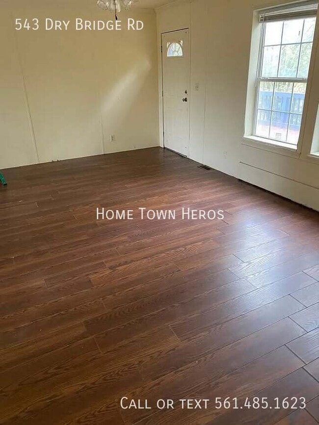 Photo - 543 Dry Bridge Rd