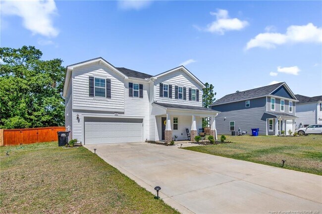 Photo - 156 Chinook Ln