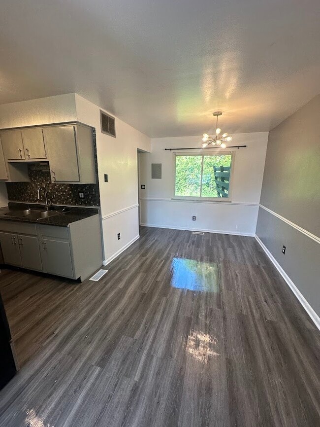 Photo - 3000 Benchwood Rd Unit 1