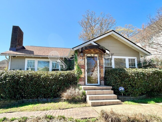 Photo - 1216 Hanover St