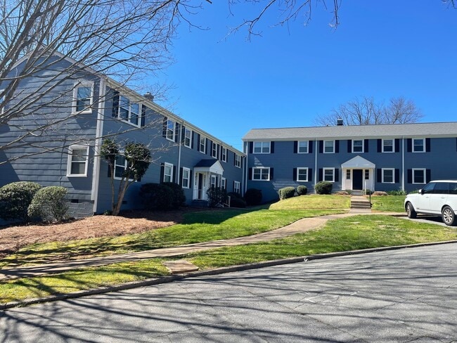 Photo - 2533 Miller Park Cir Unit B
