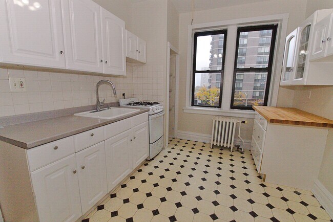 Photo - 755 Anderson Ave Condo Unit 3E