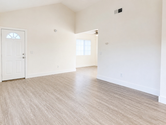 Photo - Beautiful 3 Bedroom Apartment In Placentia Unit 134